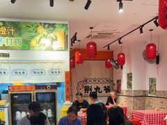 大堂-荆九爷爆炒桥头三嫩(浙大店)