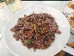-王老六铁锅炖鱼(长春路店)