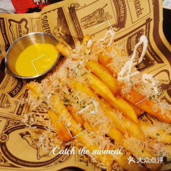 三里屯新开业的一家店，每天都是人气满满