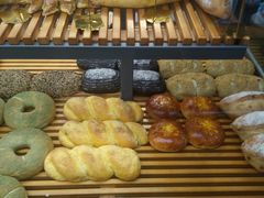 -焙丽拾光(麦凯乐直营店)