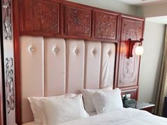 -岳阳阿波罗御庭酒店(岳阳楼区南湖广场店)