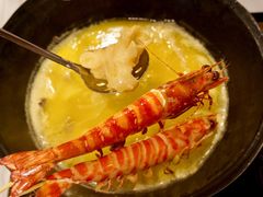 浓厚原只鸡煲花胶汤-鲜入围煮花胶鸡海鲜火锅