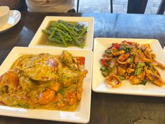 -J Daeng Seafood
