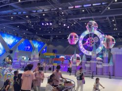-第五极儿童乐园