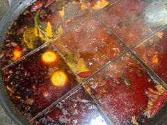 -正南齊北重庆老火锅(光华村直营店)