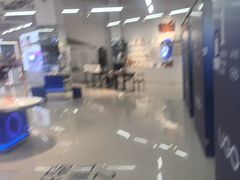 -优购镜仓(黄岛吾悦店)