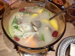-耶里夏丽·新疆菜·28年喀什老馆(田林东路店)