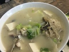 鱼头豆腐汤-阳江河堤老牌曾记美食