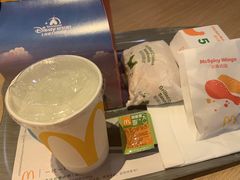 原味板烧鸡腿堡-麦当劳(龙洞店)