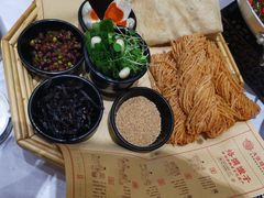 烙馍卷馓子-大张烙馍村(三环南路旗舰店)