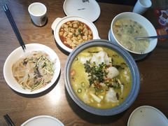 -吕氏疙瘩汤·新鲁菜(新贵和店)