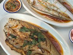 -丹水桥地锅鱼·翘嘴鲌·地方特色全鱼宴(丹江口大坝店)