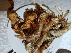 -领鲜活海鲜榴莲自助火锅(东门店)