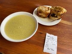 小米粥-宝瑞门钉肉饼店
