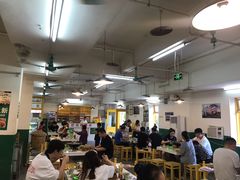 大堂-石灰市老火锅(北滨路店)