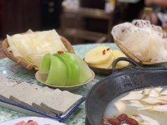 黑豆腐-鸿姐老火锅(疁城新天地店)