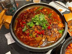 -万重锦·人文川菜馆(骡马市店)