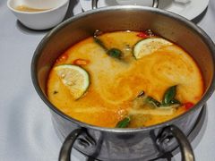 -红鼎豆捞·非遗鲍皇汤火锅(宝丰路店)