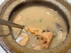 排骨藕汤-刘胖子家常菜·蹄花焖藕(江汉路总店)