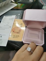 -威德钻石-克拉钻大本营(南京东路店)