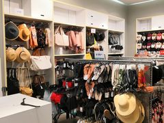 -H&M(鹏欣水游城店)