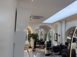 -吉艺心专业美发造型