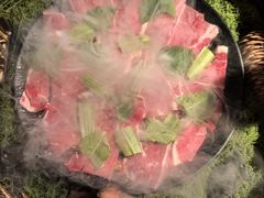 滇-香草雪花牛肉-嘿嘟嘟·肋条烧肉放题(爱融荟城店)