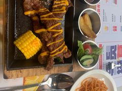 -伯顿西餐厅(厚街香榭丽店)