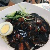 之前是一对韩国夫妻开的