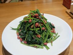 果仁菠菜28元-伊喜饺子·烤鸭(五道口学院路店)