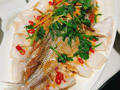 -嗨辣小聚·盘锦河蟹·海鲜烧烤龙虾(盘锦十年好店)