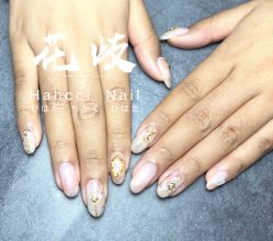 -花岐款式专研健康美甲沙龙