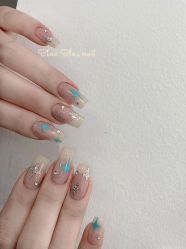 -LISSOM莉森 Nail ·美甲美睫原创定制店