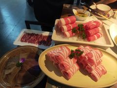 -尚尚仙·酸汤猪手·猪肚鸡火锅(华联万柳购物中心店)