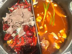 草本鸳鸯锅-盡膳口福跷脚牛肉火锅(晶耀前滩店)