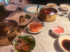-雍容荟帝王蟹活龙虾展台自助(IFS黑金店)