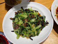 -关东小磨东北菜(上海长风大悦城店)