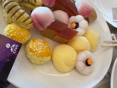 -中央电视塔旋转餐厅