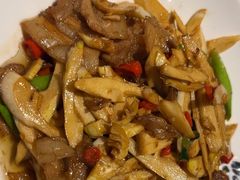 -鄱阳湖·江西小炒·瓦罐煨汤(五道口店)