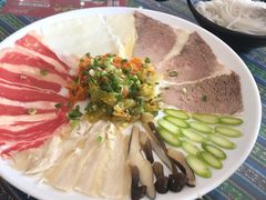 -桥香园过桥米线(国贸店)