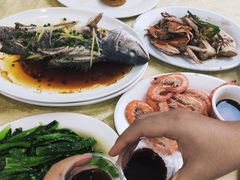 -源海渔村·现捞海鲜(大角湾店)