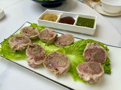 草原肚包肉-陌上花开主题餐厅