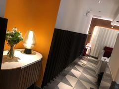 -阿妮叶李(光谷世界城店)