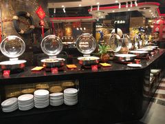 自助取餐区-四海一家自助餐(益田假日广场店)