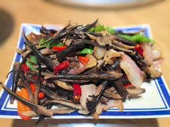 爆炒见手青-妈妈的味道(和顺古镇店)