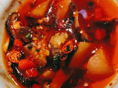 -老牌坊云南鱼豆花火锅(哈西万达店)