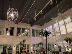 -Cha Cha's Beach Cafe