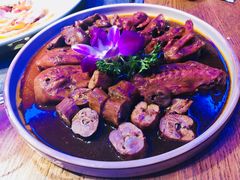 -三人行骨头王火锅(长寿店)