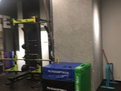 -汗水空间私教健身连锁(SM广场店)