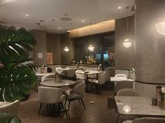 -必胜客(漕宝路店)